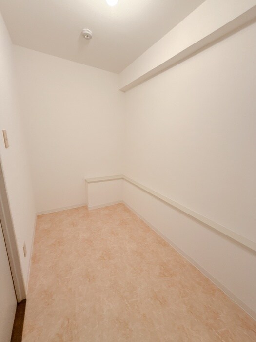 物件内観写真20　(収納)