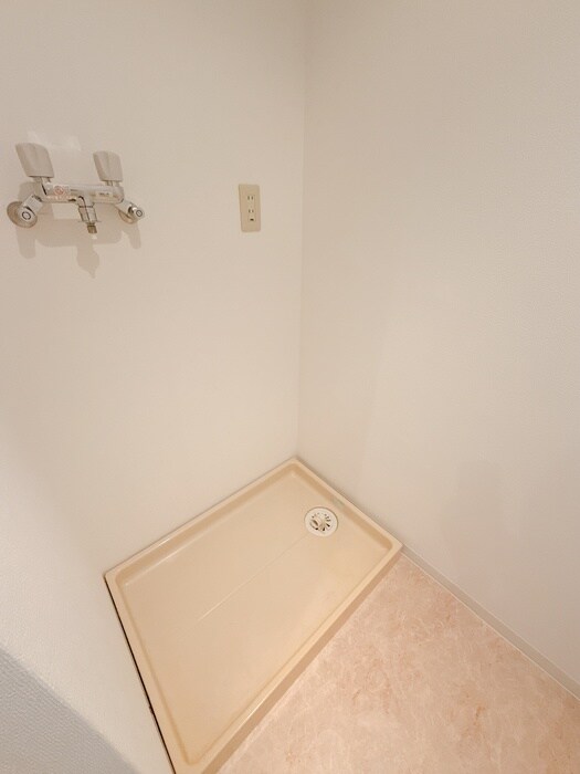 物件内観写真21　(洗濯機置場)