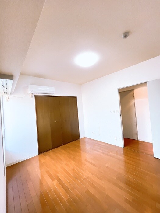 物件内観写真22　(居室)