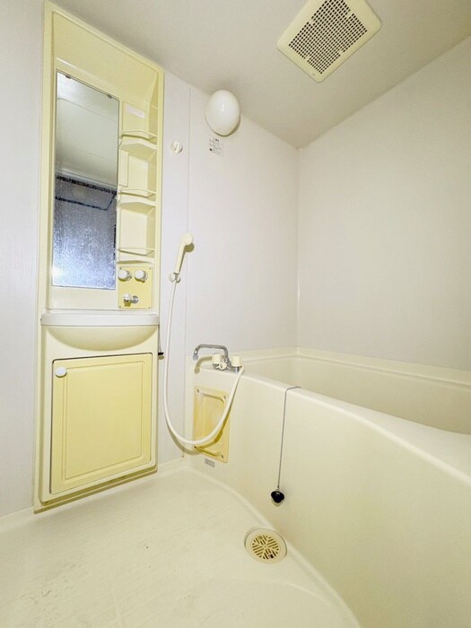 物件内観写真12　(バス／シャワールーム等)