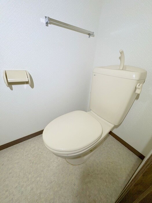 物件内観写真13　(トイレ)