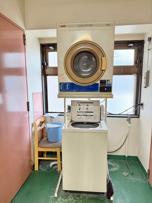 物件内観写真22　(洗濯機置場)