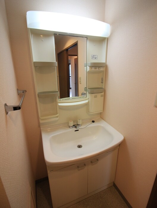 物件内観写真11　(洗面)