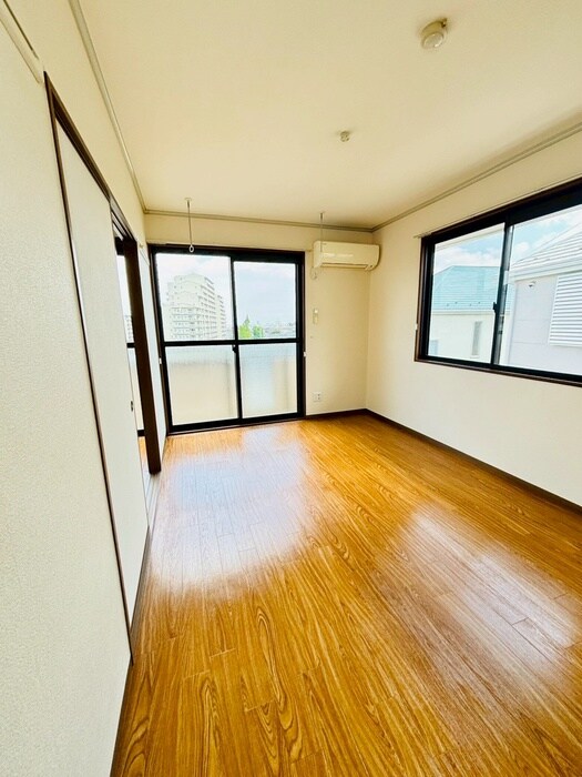 物件内観写真7　(居室)