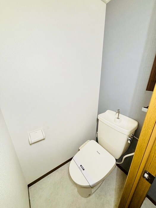 物件内観写真10　(トイレ)