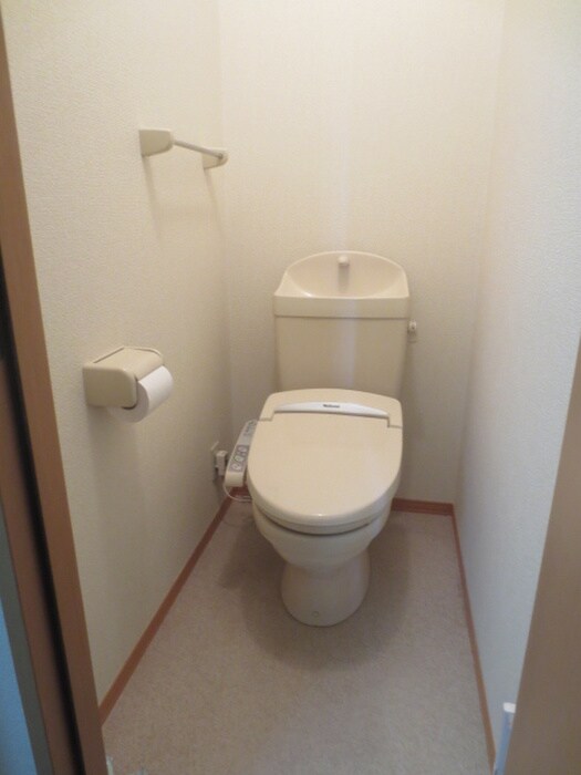 物件内観写真11　(トイレ)