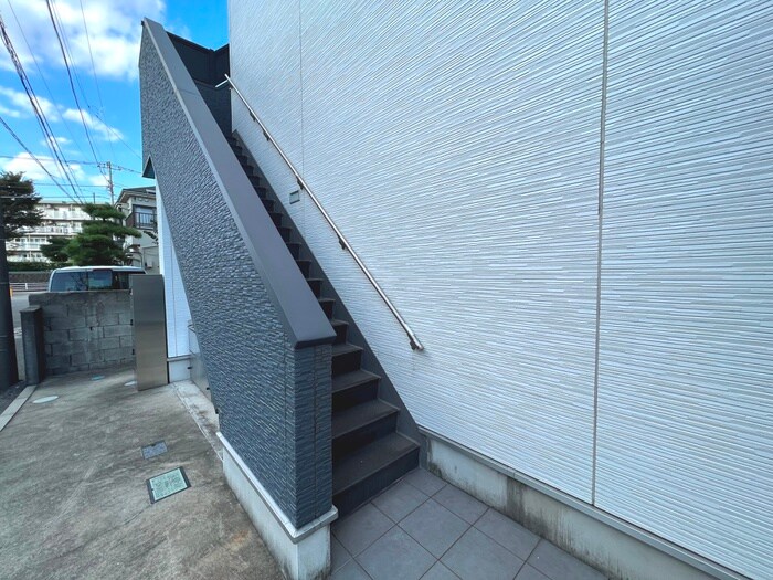 物件外観写真2　(外観写真)