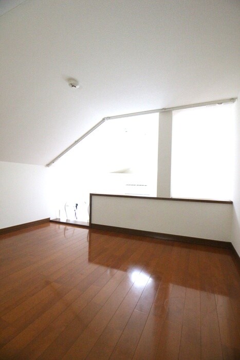 物件内観写真9　(ロフト)
