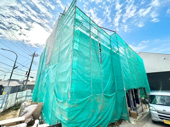 物件外観写真3　(建築中)