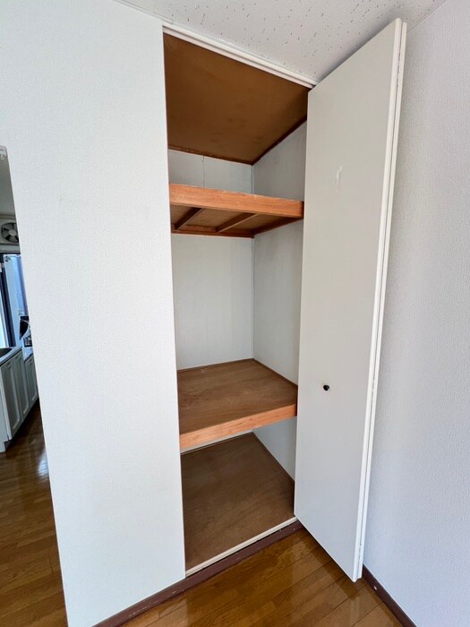 物件内観写真9　(収納)