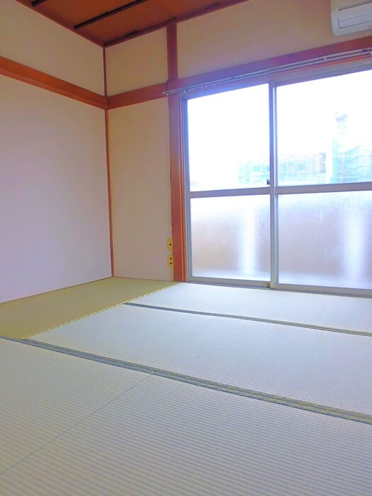 物件内観写真10　(居室)