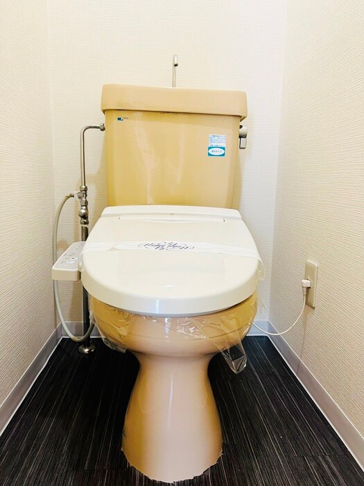 物件内観写真12　(トイレ)