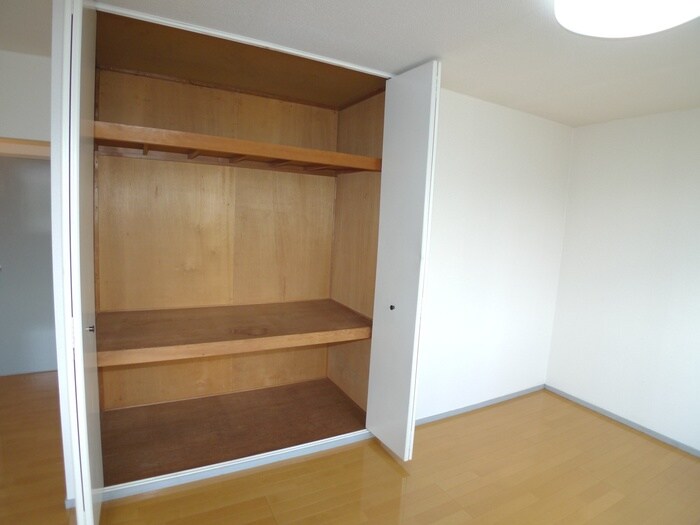 物件内観写真10　(収納)