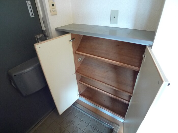 物件内観写真19　(靴箱)