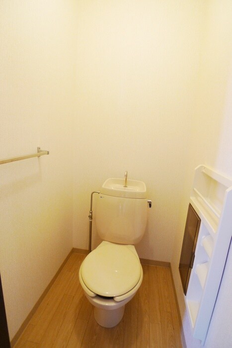 物件内観写真15　(トイレ)