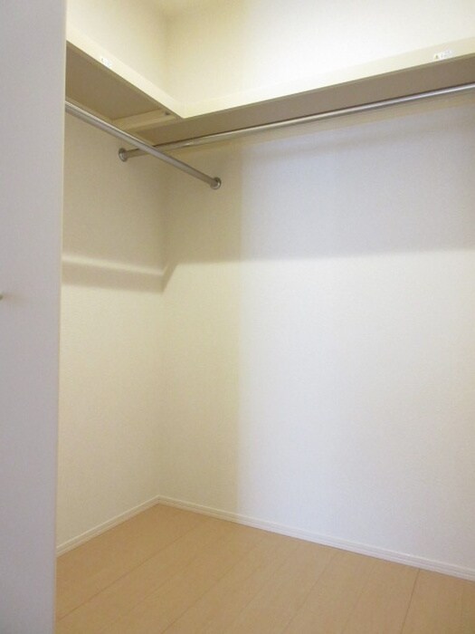 物件内観写真10　(収納)