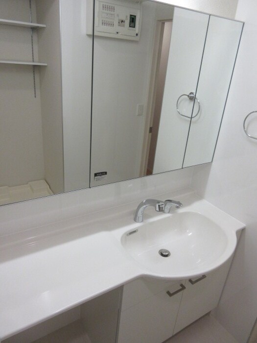 物件内観写真13　(洗面)