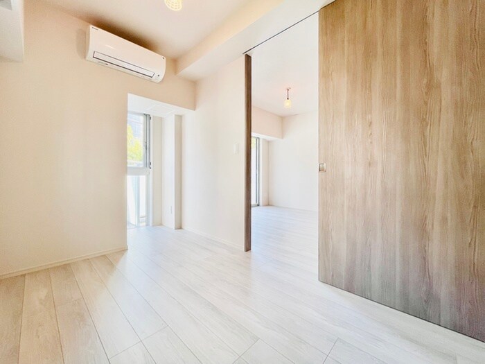 物件内観写真9　(居室)