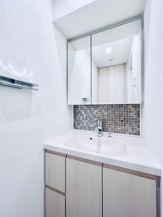 物件内観写真14　(洗面)