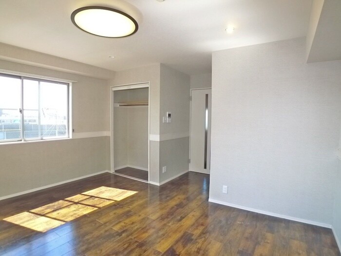 物件内観写真22　(居室)