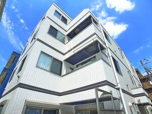 クルーハウス東松戸外観写真
