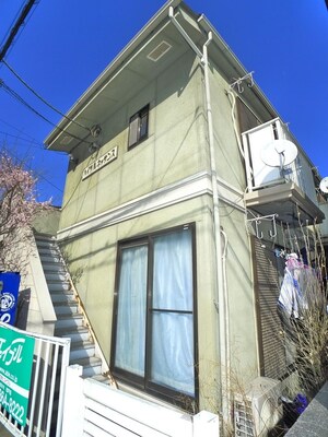 ハイツルネッサンス外観写真