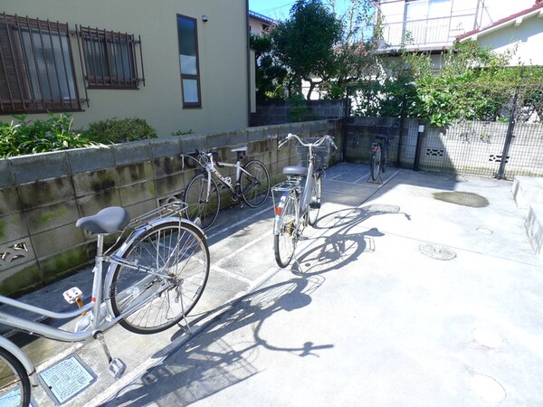 駐輪場
