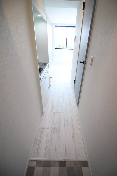 物件内観写真17　(室内からの展望)