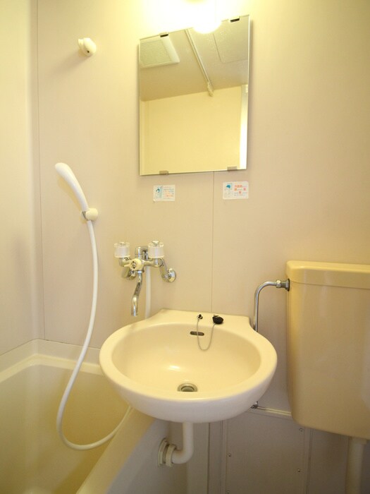 物件内観写真10　(洗面)