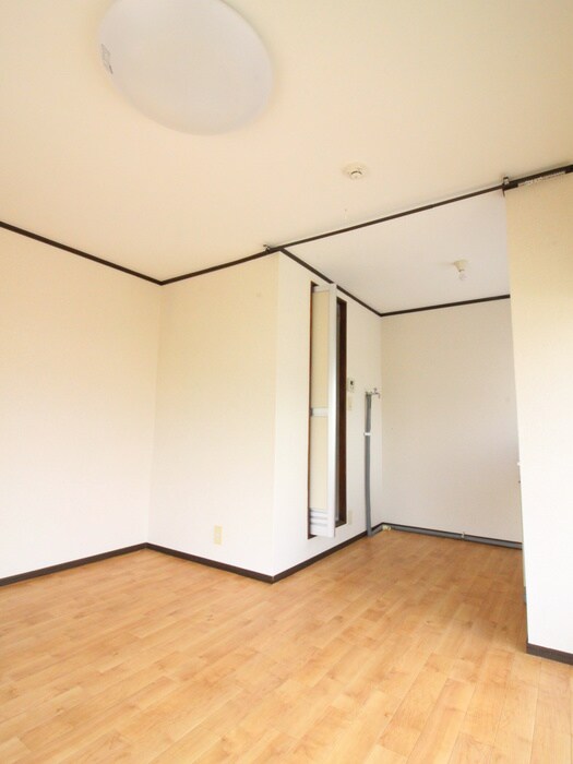 物件内観写真13　(居室)