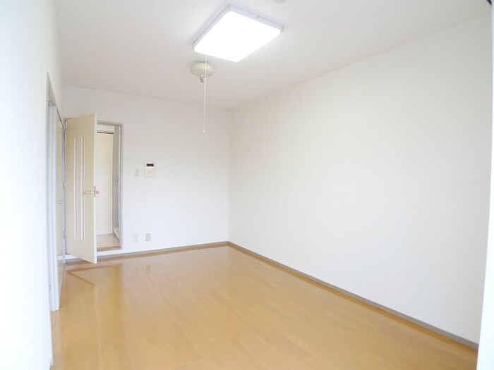 物件内観写真6　(居室)