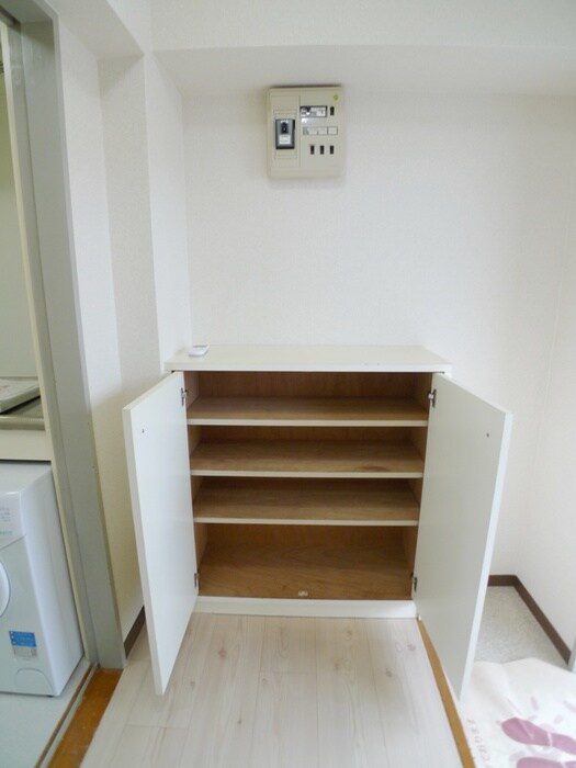 物件内観写真17　(靴箱)