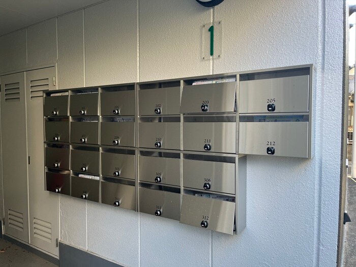 物件外観写真4　(建物設備)