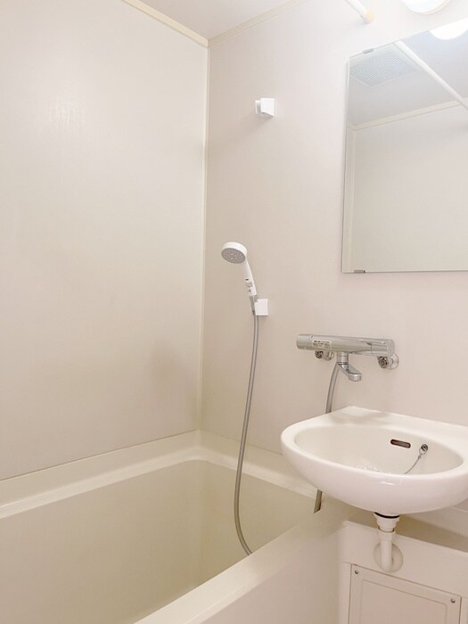 物件内観写真12　(バス／シャワールーム等)