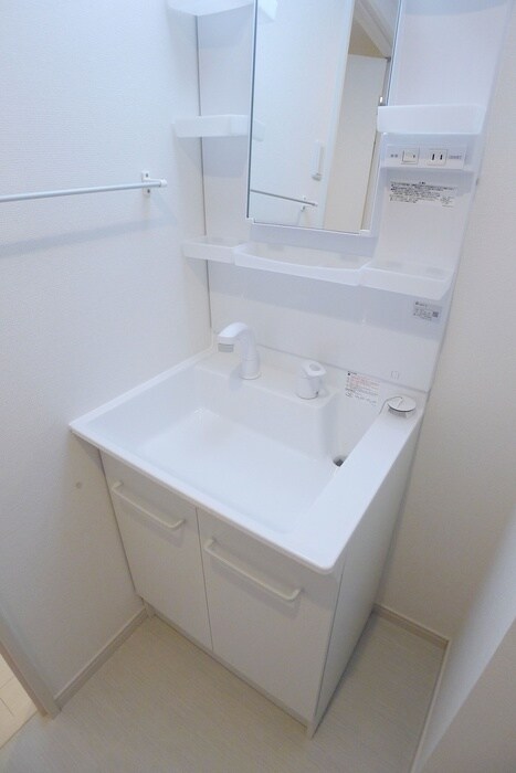 物件内観写真9　(洗面)