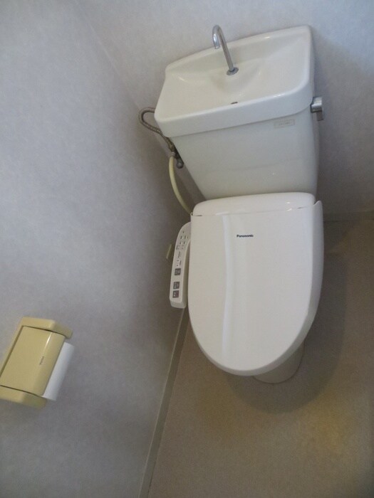 物件内観写真14　(トイレ)