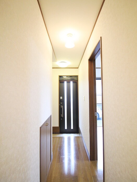 物件内観写真19　(廊下)