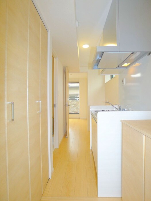 物件内観写真19　(廊下)