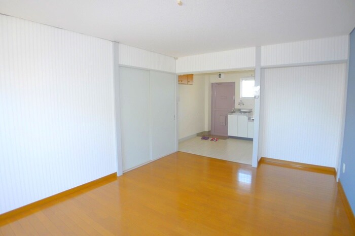 物件内観写真9　(居室)