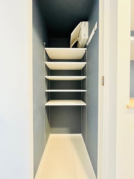 物件内観写真18　(靴箱)