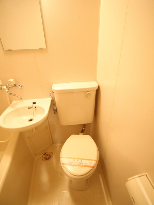 物件内観写真11　(トイレ)