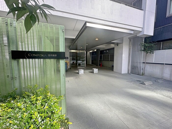 物件外観写真2　(駐車場)