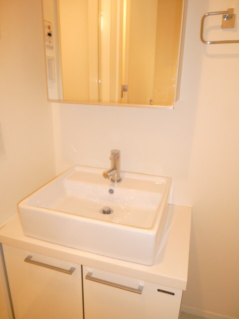 物件内観写真10　(洗面)