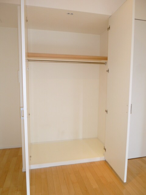物件内観写真13　(収納)