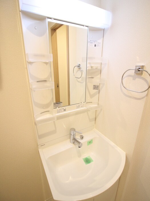 物件内観写真12　(洗面)