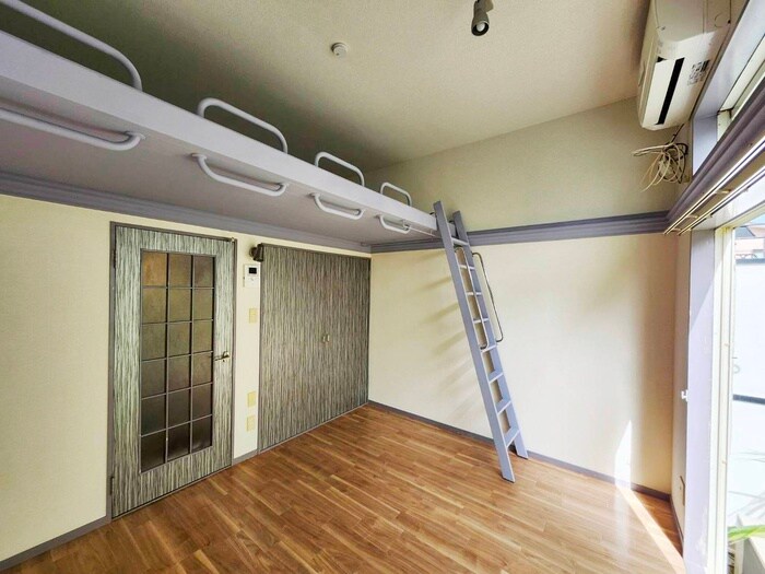 物件内観写真8　(居室)