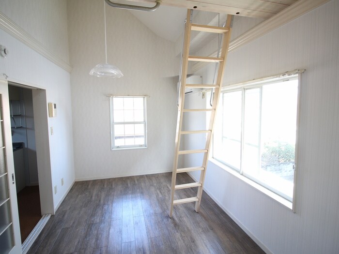 物件内観写真8　(居室)