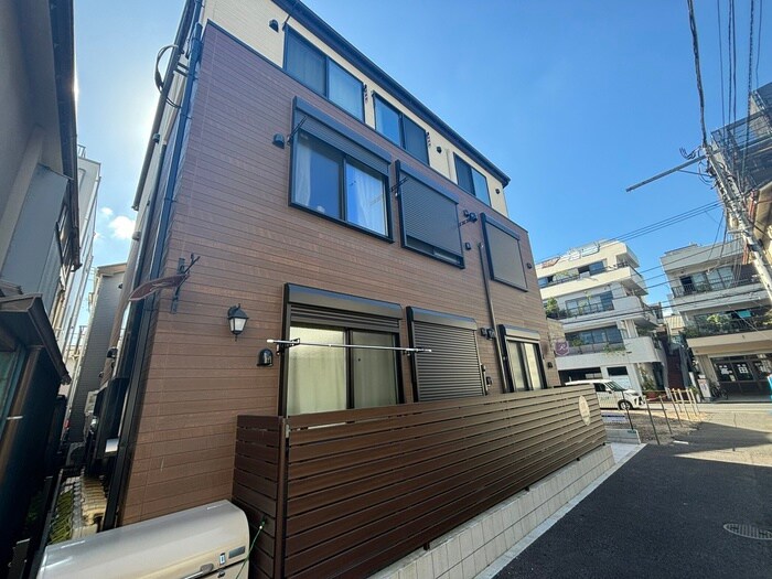 物件外観写真2　(外観写真)