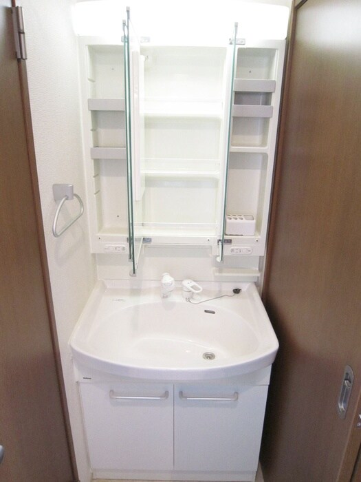 物件内観写真11　(洗面)