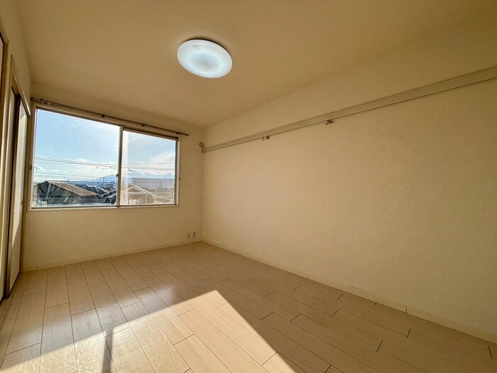 物件内観写真9　(居室)